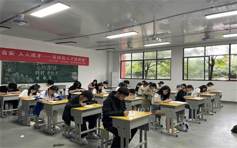 墨韻未止 匠心長(zhǎng)青—我校舉辦第三屆硬筆書(shū)